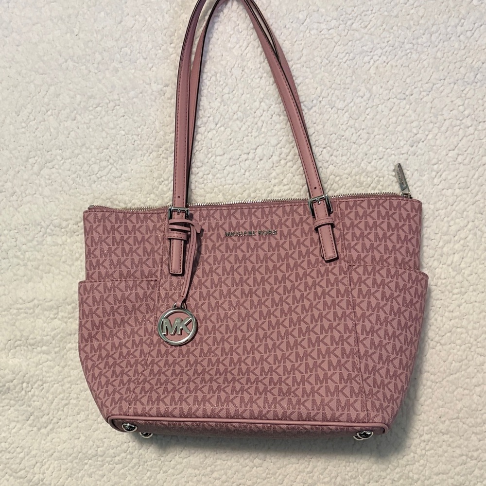 Michael Kors Mauve Shoulder Bag